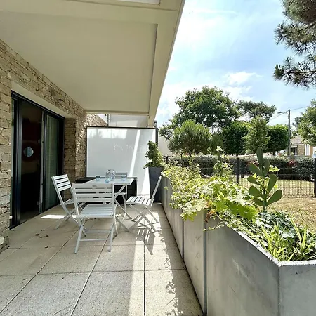 3 Pieces Avec Jardin Et Terrasse A - Fr-1-245-102