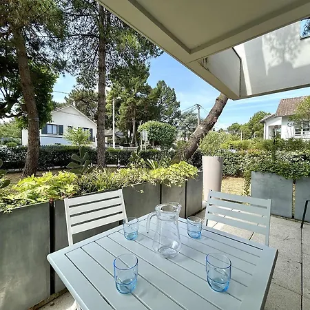 3 Pieces Avec Jardin Et Terrasse A - Fr-1-245-102 *